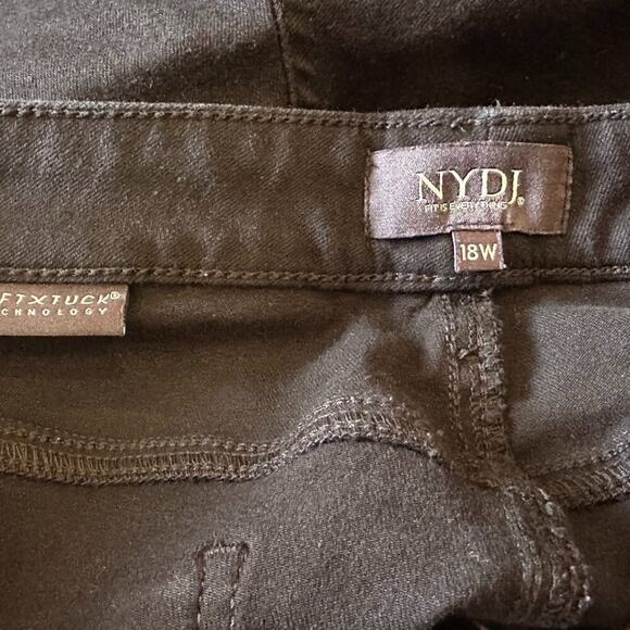 NYDJ Black Capri Cropped Jeans Women’s Plus 18W - Picture 4 of 7